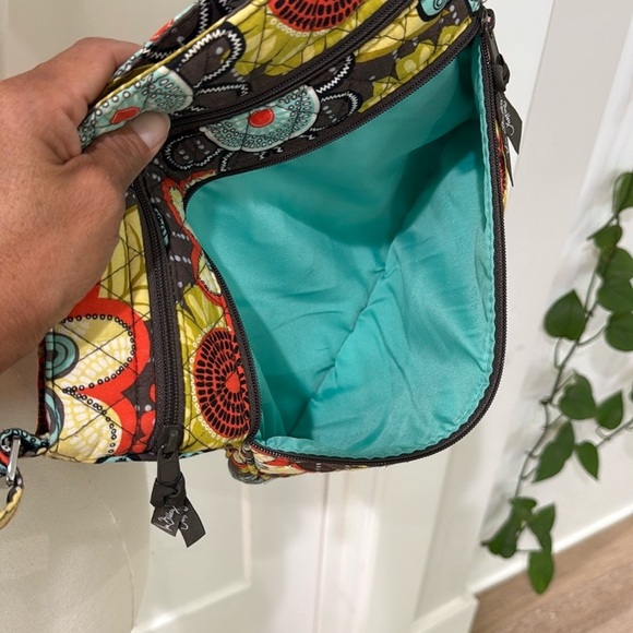 Vera Bradley Crossbody Bag Floral with Quilted Design With Packets - Picture 9 of 15
